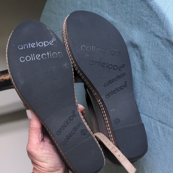 EUC- Like new Antelope platform wedge sandal Size 39 - Picture 5 of 6